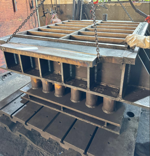 Concrete Paving Mould factory